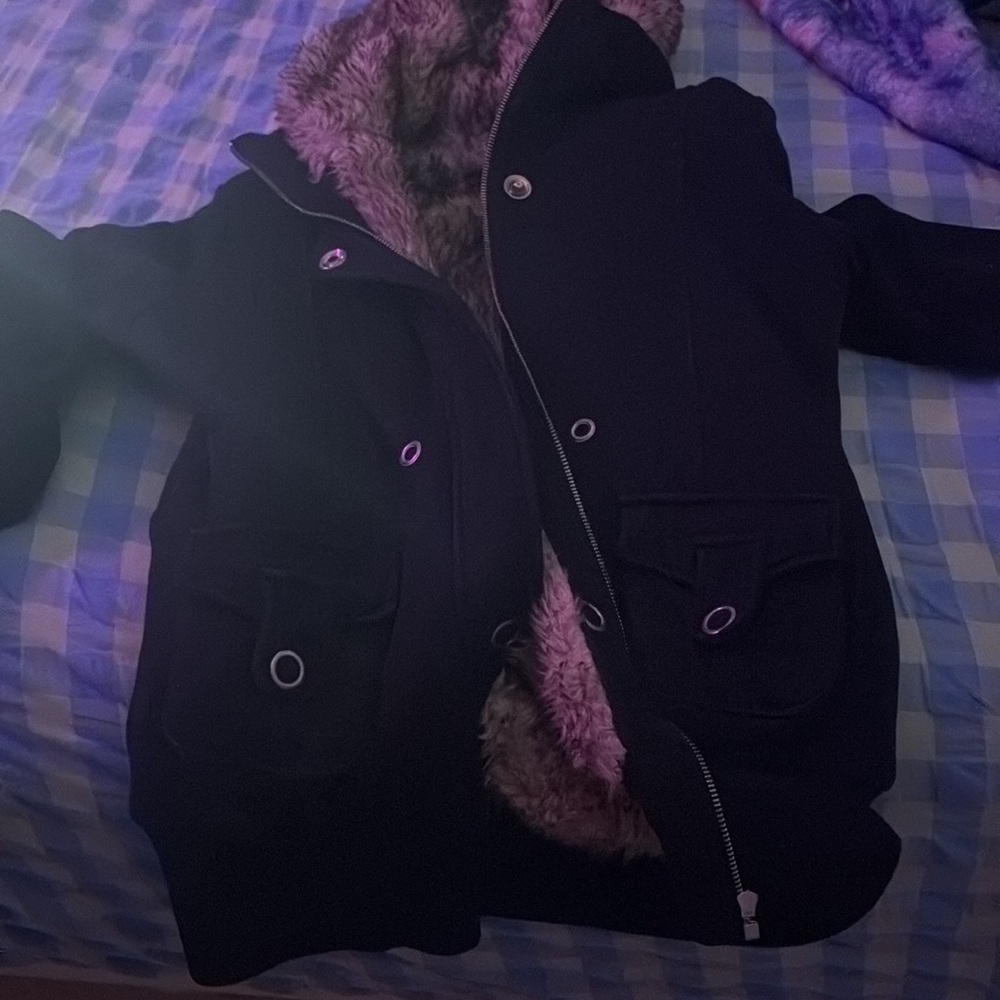jacket - Picture 2 of 3